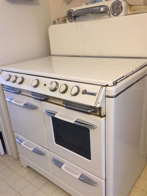 1948 o'keefe-merritt gas stove
